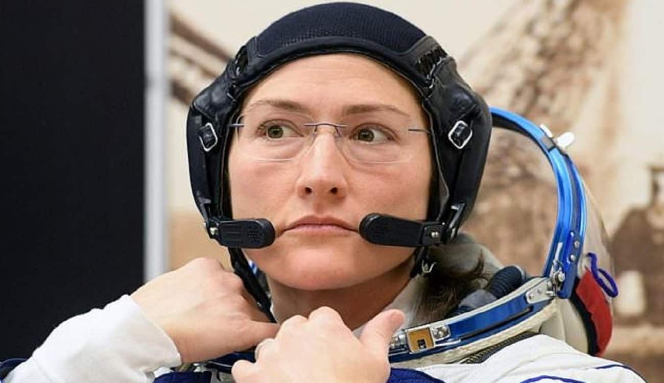 سباق الفضاء 2024.. من تكون أول سيدة تسير على سطح القمر؟