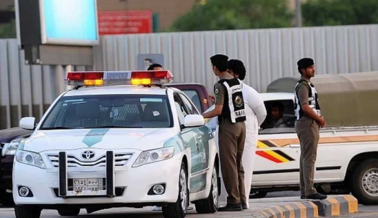 المرور السعودي يحذر من إعاقة مرور وسائل النقل العام