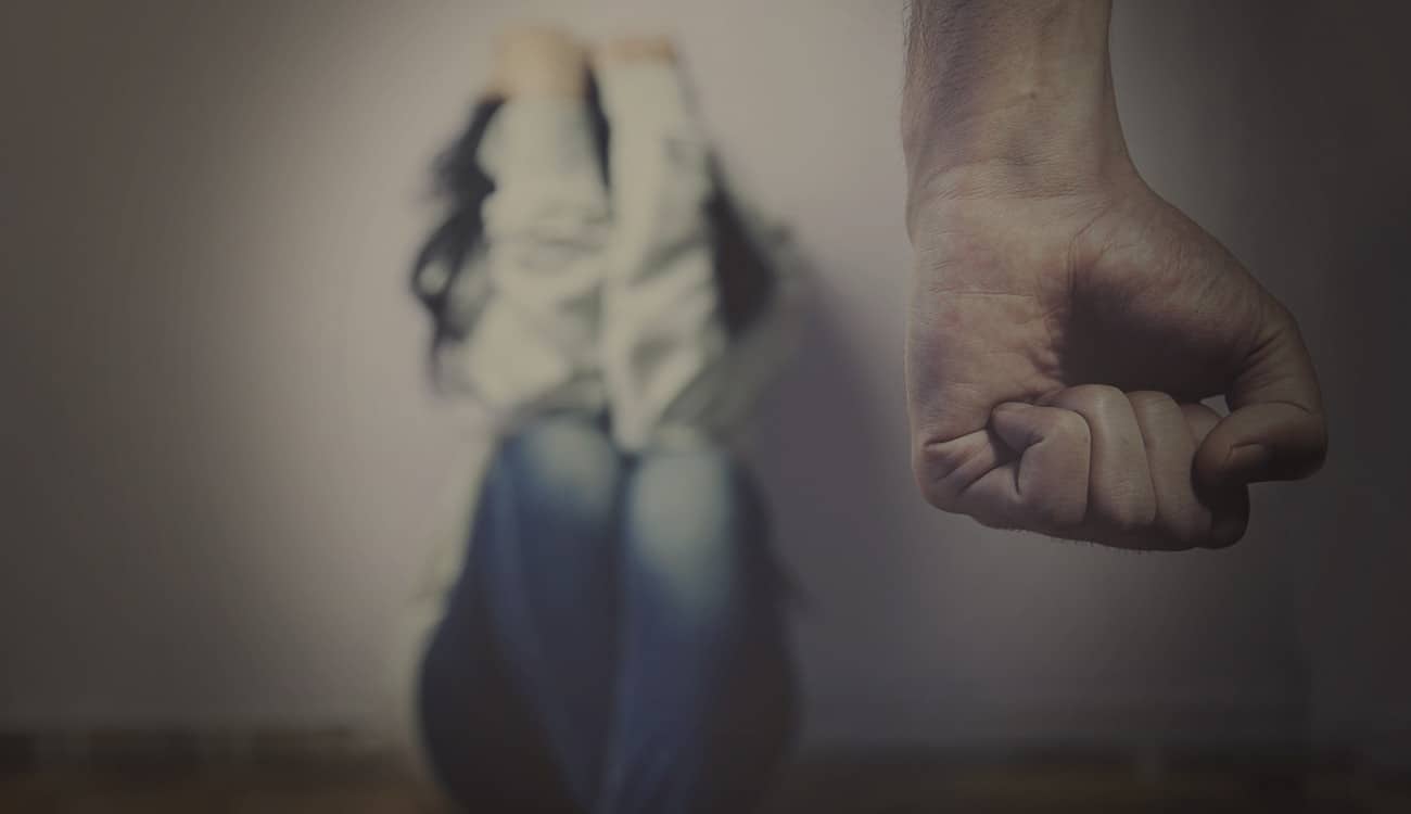 بـ8 خطوات.. اكتشفي إذا كنتِ ستتعرضين للعنف المنزلي على يد شريكك