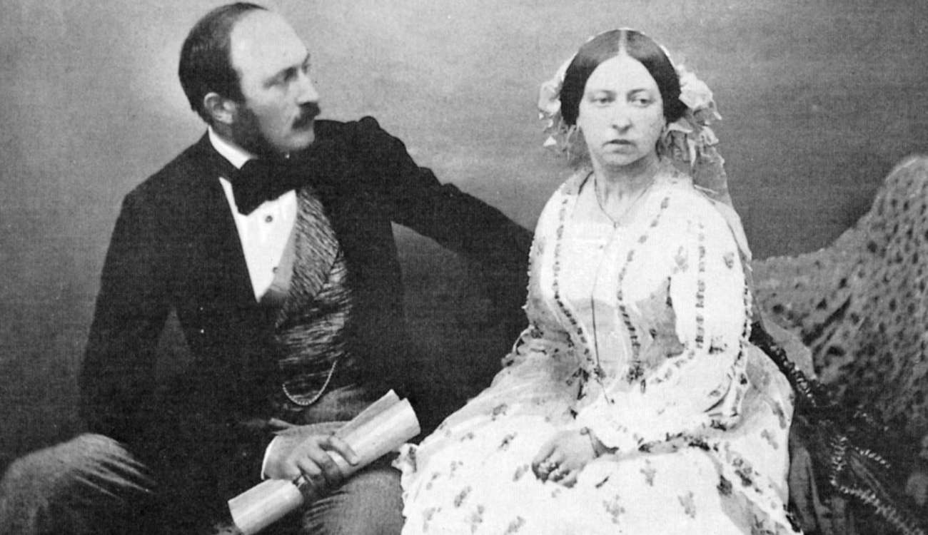"رومانسية الملوك".. خطابات الغرام بين الملكة فيكتوريا وزوجها