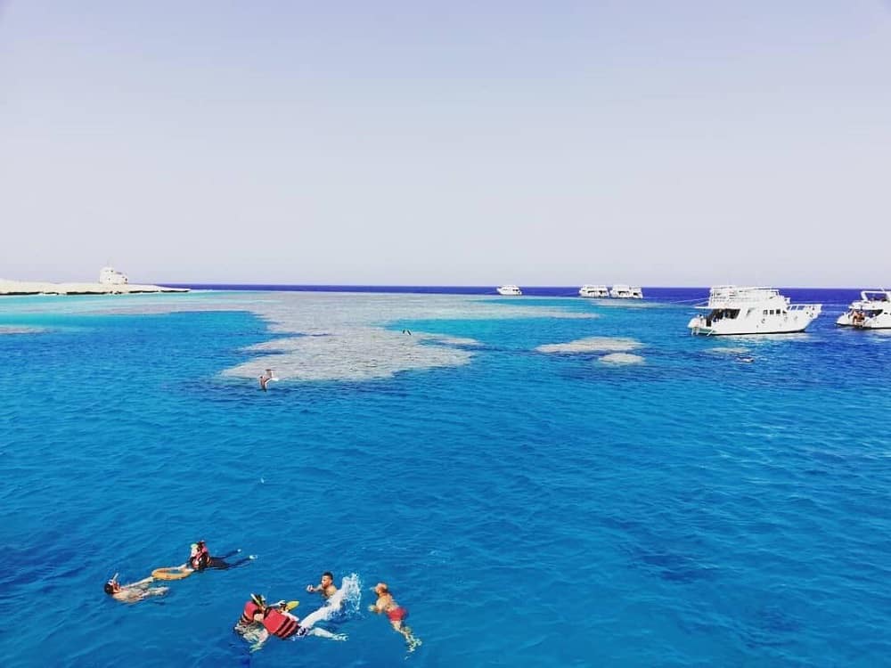 مصر تؤمن الغردقة من "إي كولاي" لسياحة الشتاء