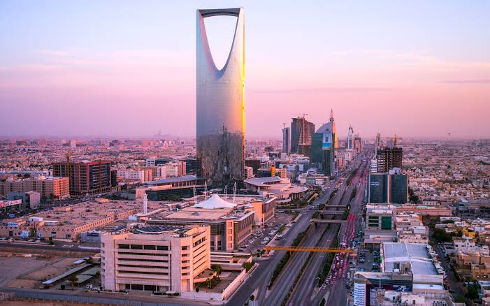 تأشيرة "مضيف" قريباً في المملكة العربية السعودية