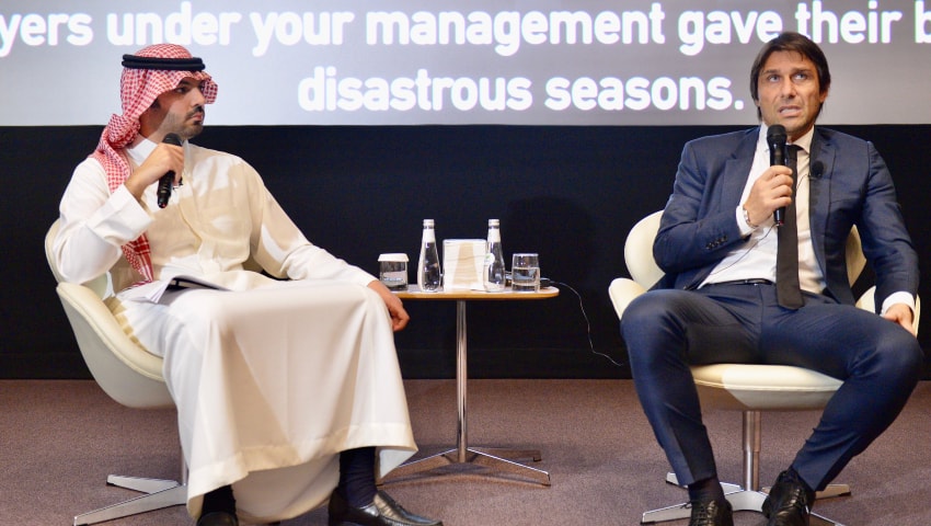 ماذا قال مدرب إنتر ميلان عن مستقبل كرة القدم السعودية؟