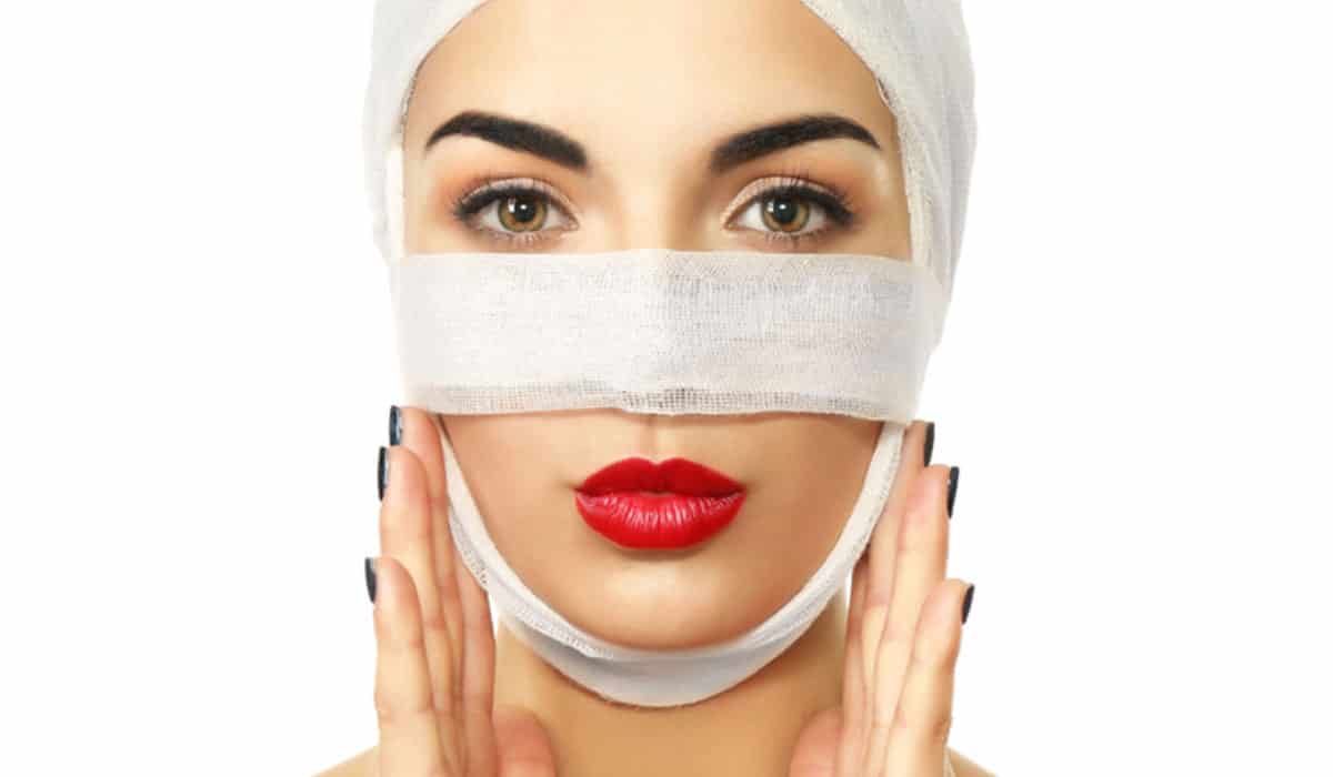 "اتجاهات": هل جراحات التجميل في تركيا آمنة؟