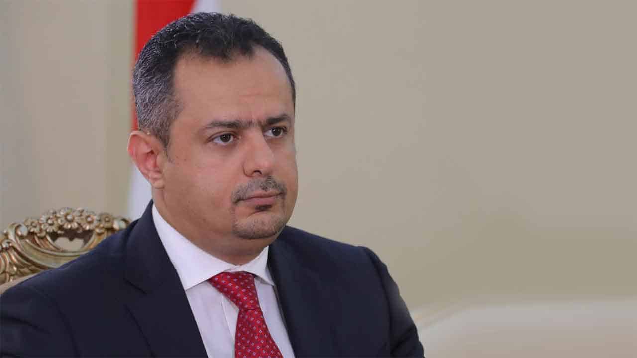 رئيس الوزراء اليمني يبحث مع رئيس وأعضاء المجلس الانتقالي الجنوبي تحديات تنفيذ " اتفاق الرياض "